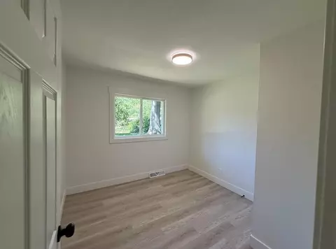 Bedroom - 928 Walnut Lawn Ct, Springfield, MO 65807 photo 2 of 2
