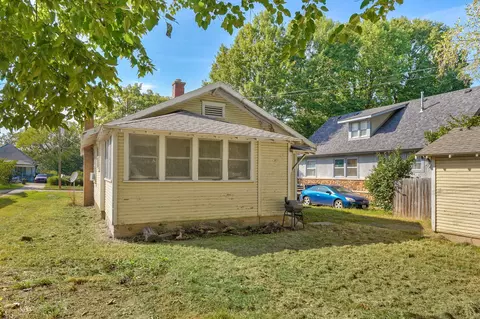 Exterior - 2038 N Douglas Ave, Springfield, MO 65803 photo 8 of 9
