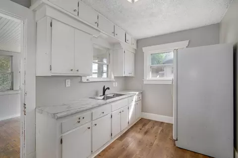 Kitchen - 2038 N Douglas Ave, Springfield, MO 65803 photo 1 of 1