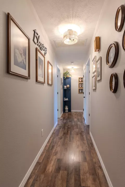 Entry Way - 511 N Clover Ct, Nixa, MO 65714 photo 1 of 1