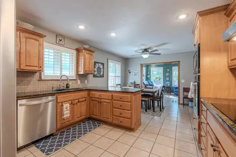Kitchen - 511 N Clover Ct, Nixa, MO 65714 photo 1 of 2