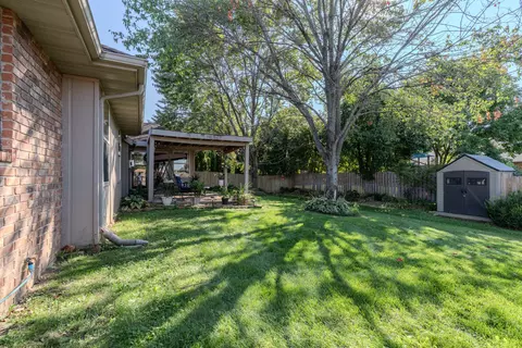 Exterior - 511 N Clover Ct, Nixa, MO 65714 photo 8 of 9