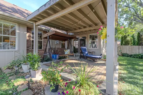 Exterior - 511 N Clover Ct, Nixa, MO 65714 photo 9 of 9