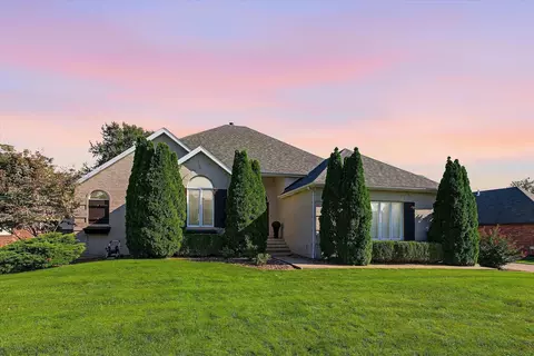 6202 S Meadowview Dr, Ozark, MO 65721