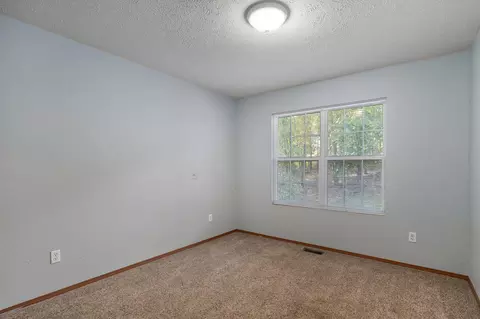 Bedroom - 292 Canopy Dr, Spokane, MO 65754 photo 2 of 4