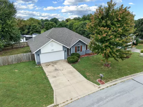View/Area - 1302 W Turnberry Blvd, Ozark, MO 65721 photo 1 of 3