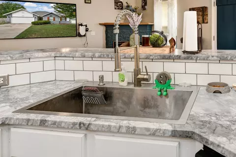 Kitchen - 1302 W Turnberry Blvd, Ozark, MO 65721 photo 7 of 7