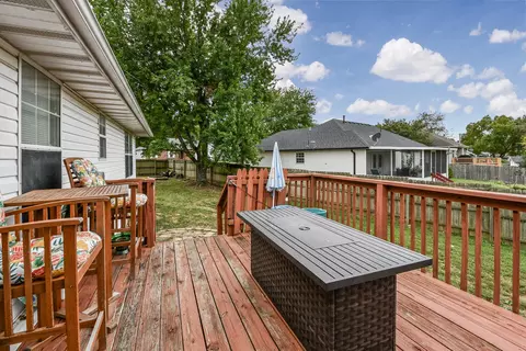Exterior - 1302 W Turnberry Blvd, Ozark, MO 65721 photo 13 of 14