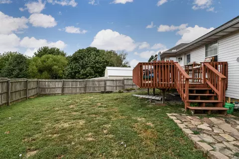 Exterior - 1302 W Turnberry Blvd, Ozark, MO 65721 photo 10 of 14