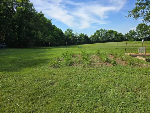 Exterior - 1305 Prairie Ridge Rd, Ozark, MO 65721 photo 5 of 9