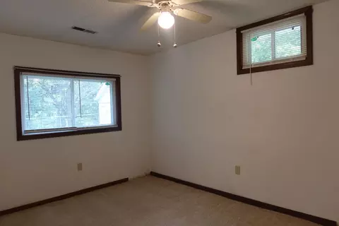 Bedroom - 1305 Prairie Ridge Rd, Ozark, MO 65721 photo 1 of 3