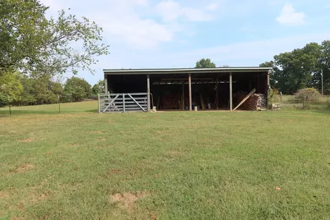 Exterior - 1305 Prairie Ridge Rd, Ozark, MO 65721 photo 7 of 9