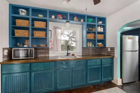 Kitchen - 815 E Dade 202, Everton, MO 65646 photo 2 of 2