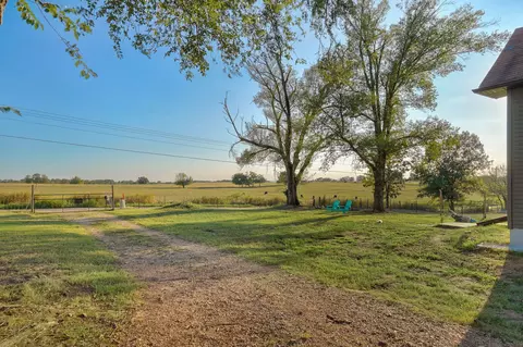 Exterior - 815 E Dade 202, Everton, MO 65646 photo 5 of 8