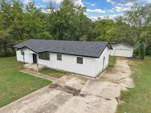 Exterior - 546 Massey St, Marshfield, MO 65706 photo 5 of 9