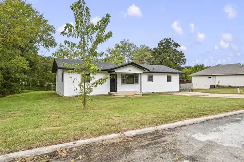 Exterior - 546 Massey St, Marshfield, MO 65706 photo 4 of 9