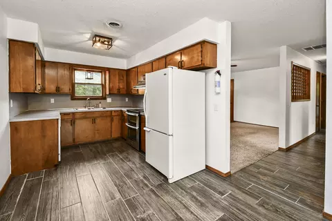 Kitchen - 546 Massey St, Marshfield, MO 65706 photo 1 of 5
