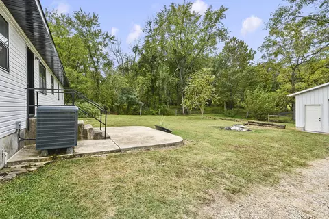 Exterior - 546 Massey St, Marshfield, MO 65706 photo 8 of 9