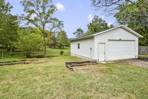 Exterior - 546 Massey St, Marshfield, MO 65706 photo 9 of 9
