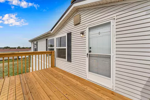 Exterior - 28977 Us-54, Preston, MO 65732 photo 3 of 11