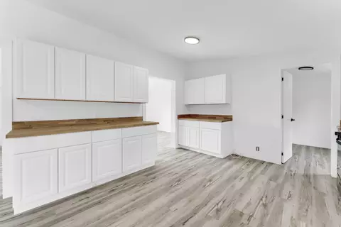 Entry Way - 28977 Us-54, Preston, MO 65732 photo 1 of 2