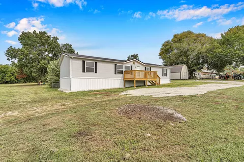 Exterior - 28977 Us-54, Preston, MO 65732 photo 2 of 11