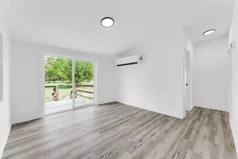 Living - 28977 Us-54, Preston, MO 65732 photo 4 of 4