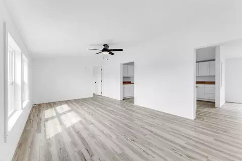 Living - 28977 Us-54, Preston, MO 65732 photo 1 of 4