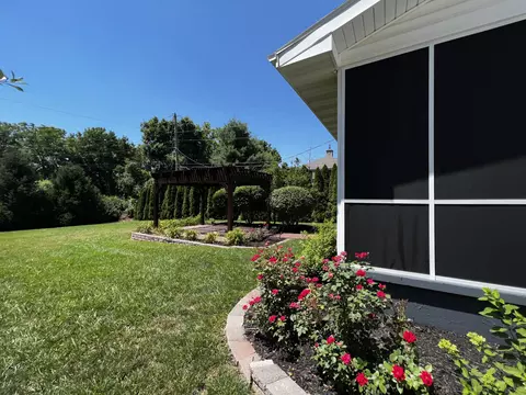 Exterior - 1905 S Ventura Ave, Springfield, MO 65804 photo 14 of 16