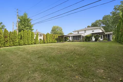 Exterior - 1905 S Ventura Ave, Springfield, MO 65804 photo 9 of 16