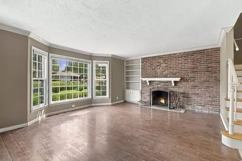 Living - 1905 S Ventura Ave, Springfield, MO 65804 photo 1 of 5