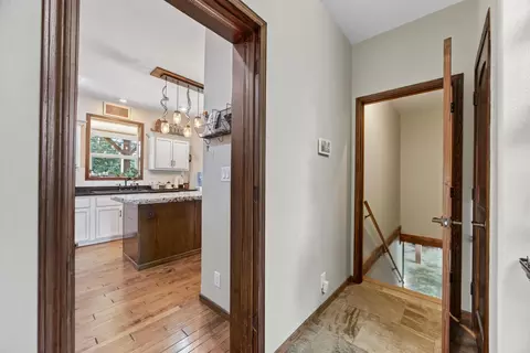 Entry Way - 973 SE Pvt 87 Rd, Deepwater, MO 64740 photo 4 of 5