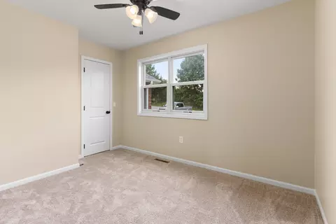 Bedroom - 720 Banning St, Marshfield, MO 65706 photo 3 of 6