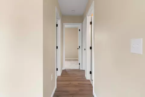 Entry Way - 720 Banning St, Marshfield, MO 65706 photo 3 of 3