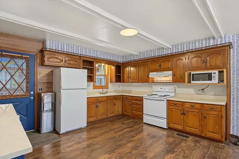Kitchen - 24657 Maple St, Pittsburg, MO 65724 photo 2 of 4