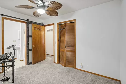 Bedroom - 24657 Maple St, Pittsburg, MO 65724 photo 4 of 5
