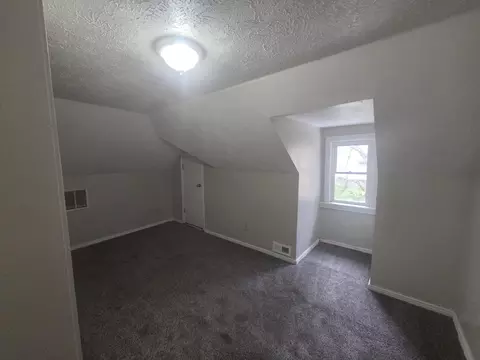Bedroom - 817 S Newton Ave, Springfield, MO 65806 photo 6 of 8