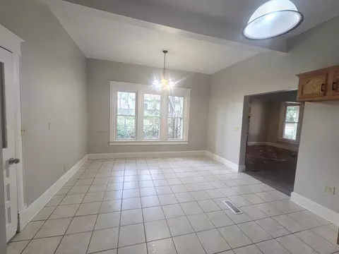 Dining - 817 S Newton Ave, Springfield, MO 65806 photo 1 of 1