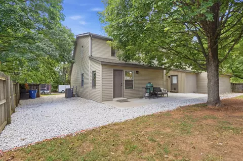 Exterior - 3694 N Monarch Ave, Springfield, MO 65803 photo 6 of 8