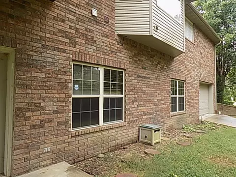 Exterior - 2125 W Koryton Dr, Nixa, MO 65714 photo 3 of 5