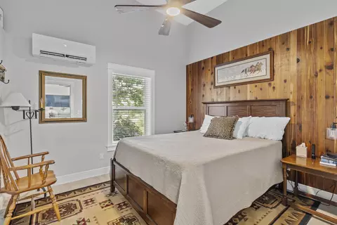 Bedroom - 488 Oak Ridge Rd, Sparta, MO 65753 photo 9 of 11