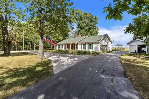 Exterior - 488 Oak Ridge Rd, Sparta, MO 65753 photo 2 of 21