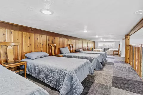 Bedroom - 488 Oak Ridge Rd, Sparta, MO 65753 photo 10 of 11