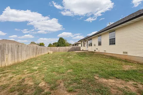 Exterior - 319 W Cherokee, Clever, MO 65631 photo 5 of 5