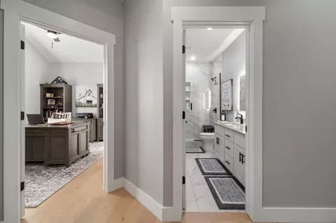 Entry Way - 3214 N Marlin Dr, Ozark, MO 65721 photo 3 of 7