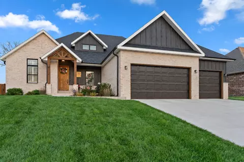 Exterior - 3214 N Marlin Dr, Ozark, MO 65721 photo 3 of 23