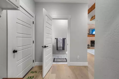 Entry Way - 3214 N Marlin Dr, Ozark, MO 65721 photo 6 of 7