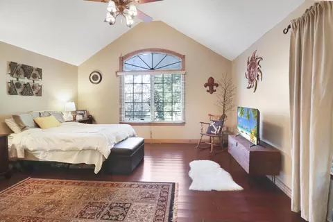 Bedroom - 588 E Southernview Rd, Ozark, MO 65721 photo 3 of 8