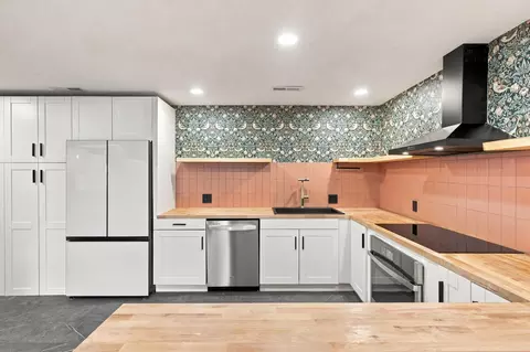 Kitchen - 1401 Rockhill Cir, Ozark, MO 65721 photo 1 of 7
