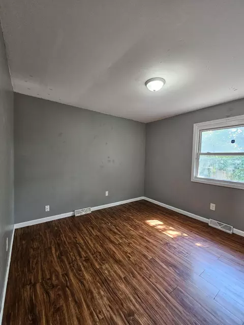 Bedroom - 1406 W Calhoun St #A-B, Springfield, MO 65802 photo 1 of 4